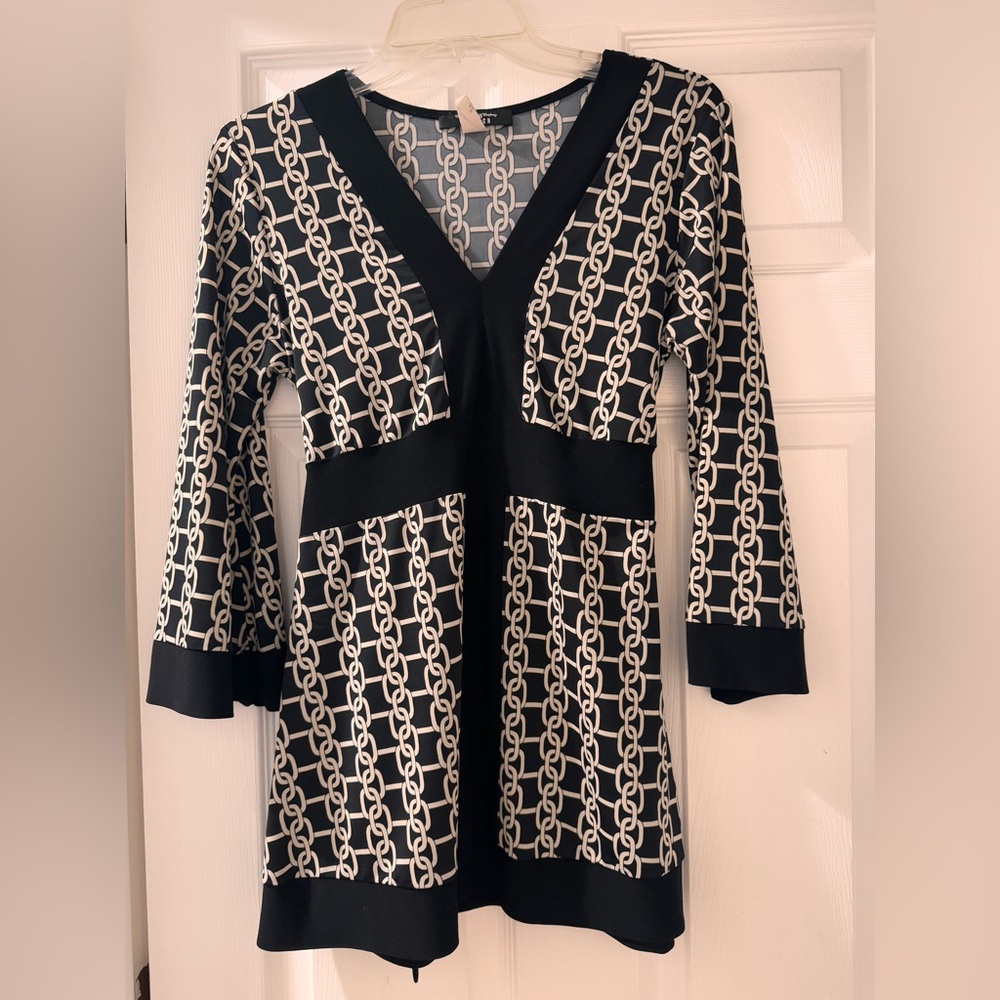 Chain Pattern Black And White Blouse - image 1